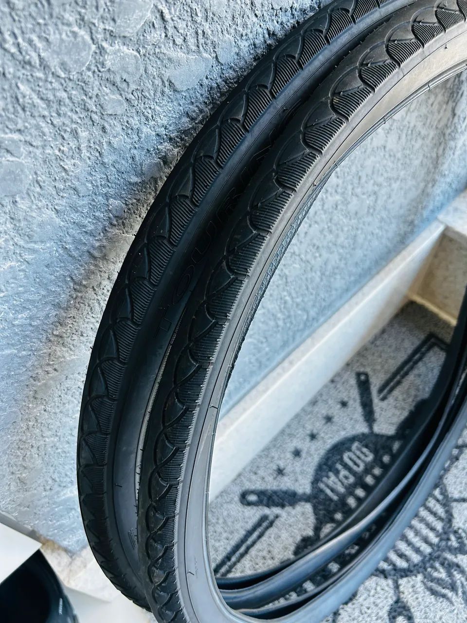 Par pneu Pirelli Touring 700x45C - Foto 2