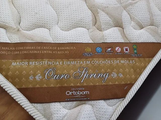 Queen-size storage bed477346256703334405