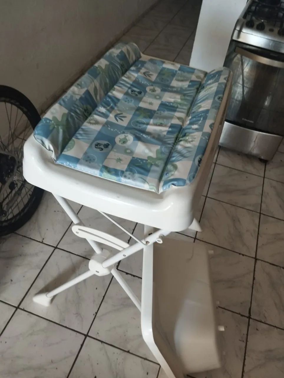 Trocado e banheira de bebe  - Foto 3