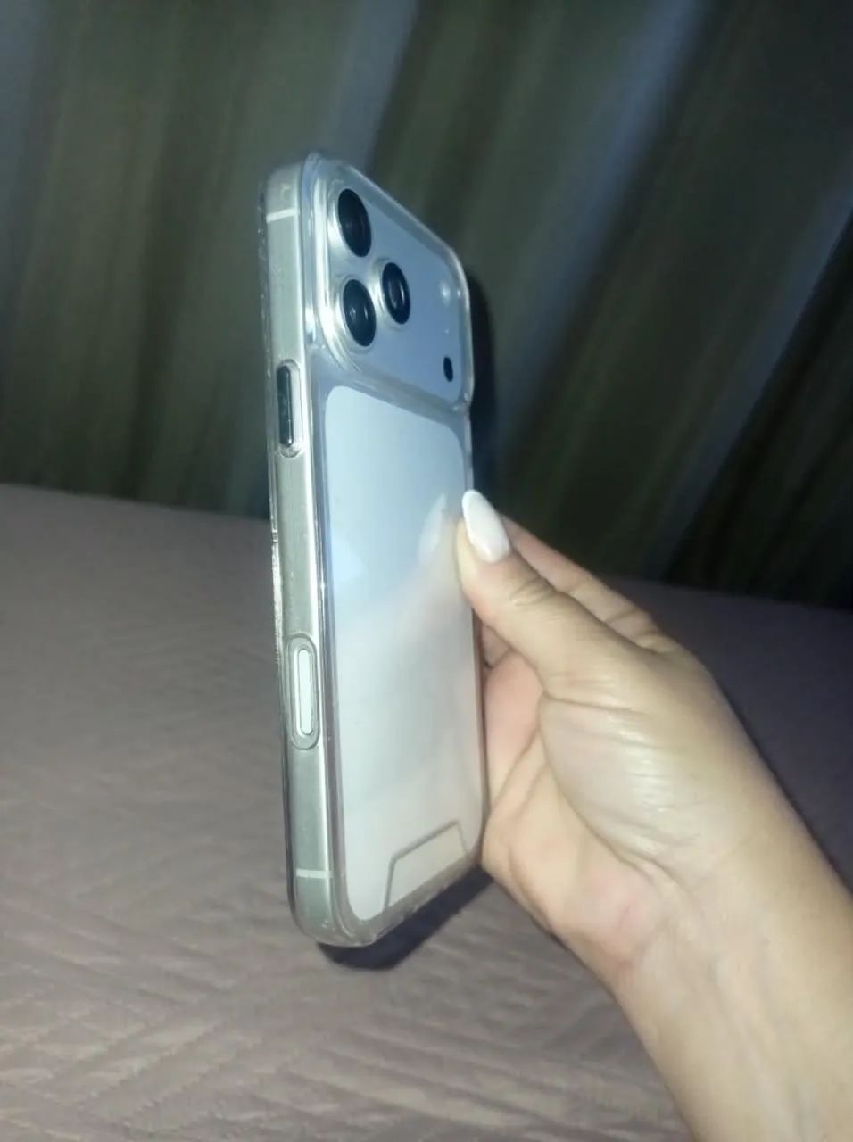 Celular 17 pro Max usado menos de 1 mês  - Foto 2