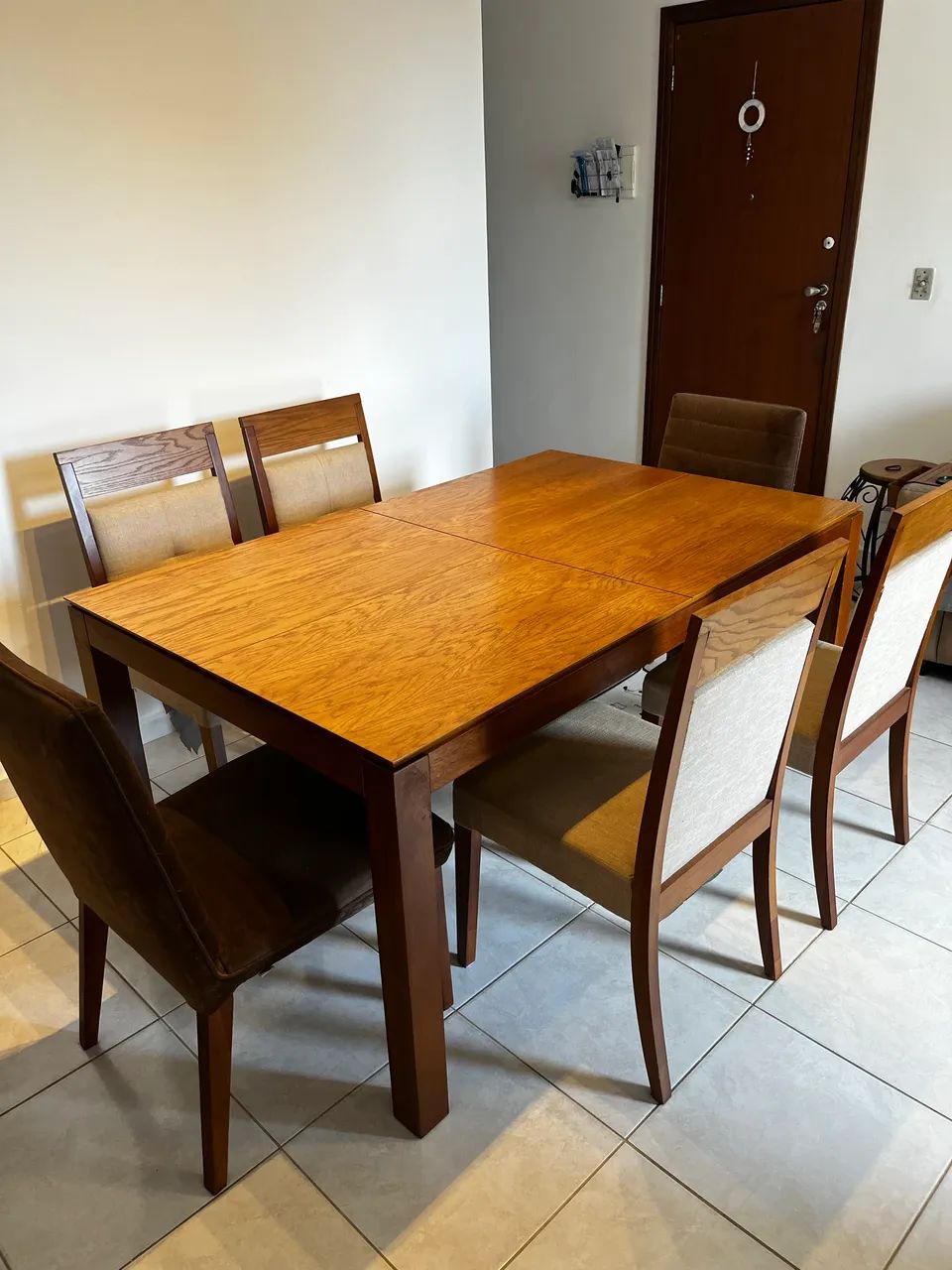 Mesa de madeira 6 cadeiras Herval - Foto 2