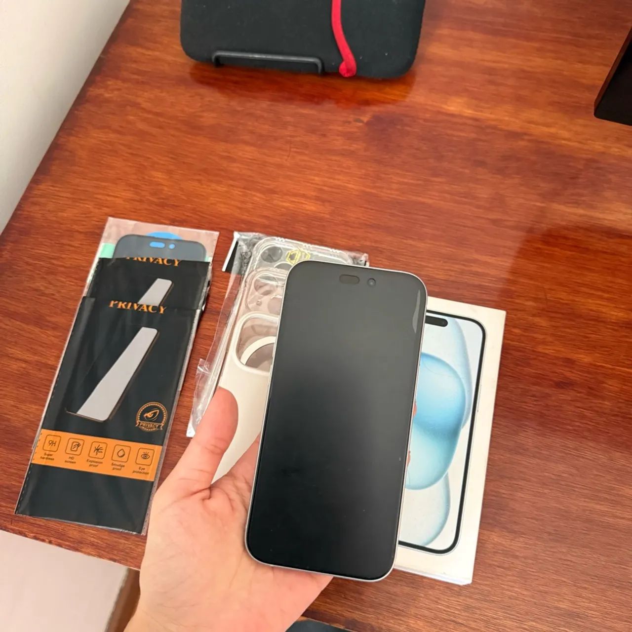 Iphone 15 - 128 gb - Branco - impecável - Foto 4