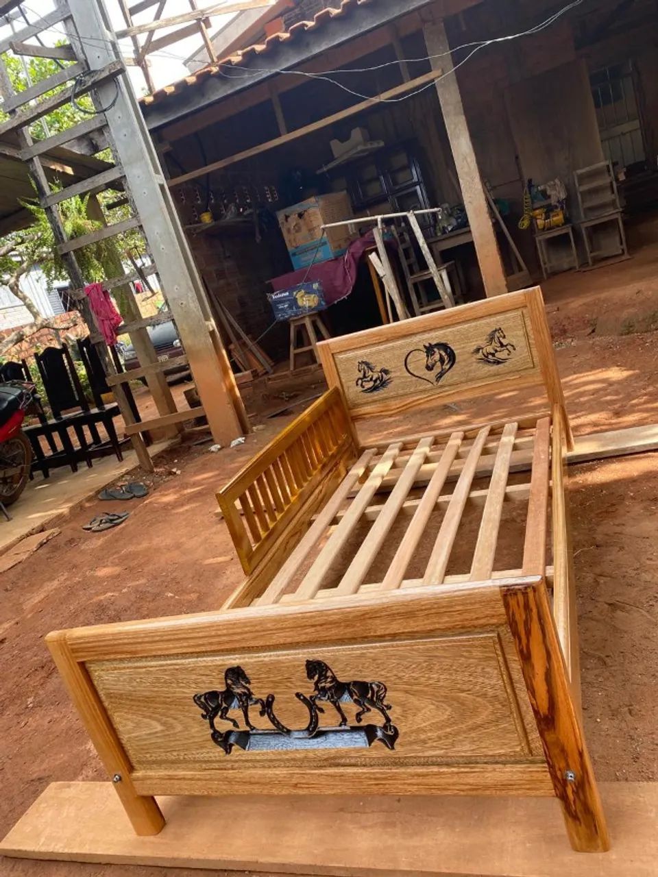 Dormir com Estilo e Qualidade! Cama de Solteiro Artesanal - Foto 2