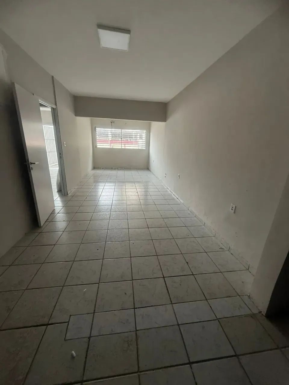 Alugo Ponto Comercial na Jatiuca - Foto 2