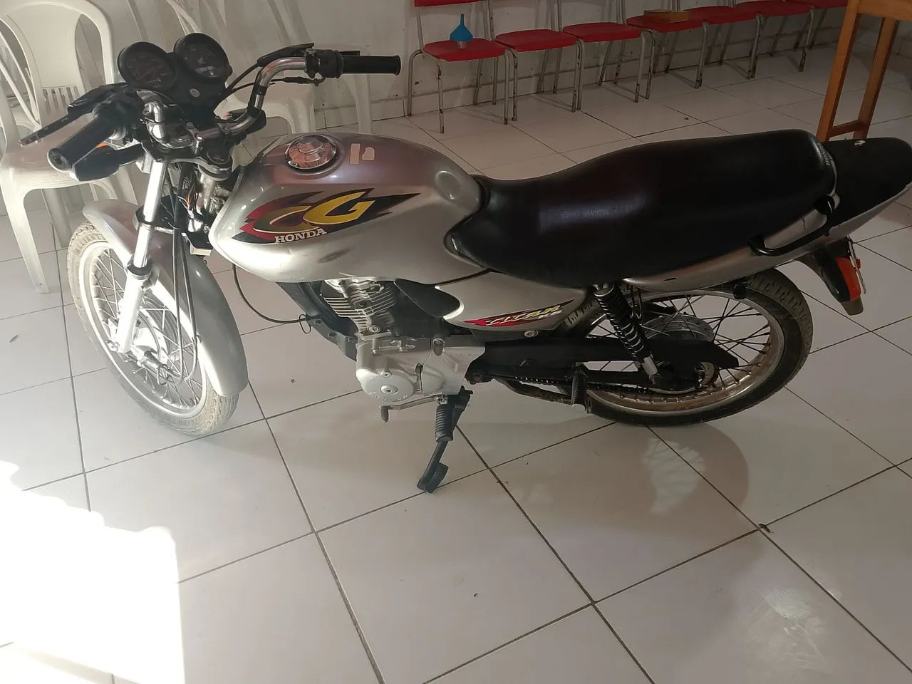 *Cg 125  - Foto 4