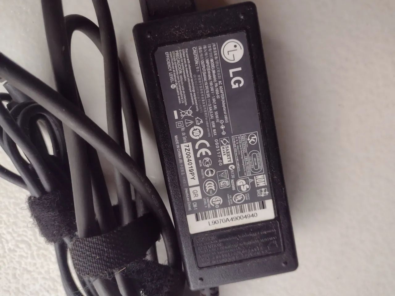 Carregador LG 18,5 v