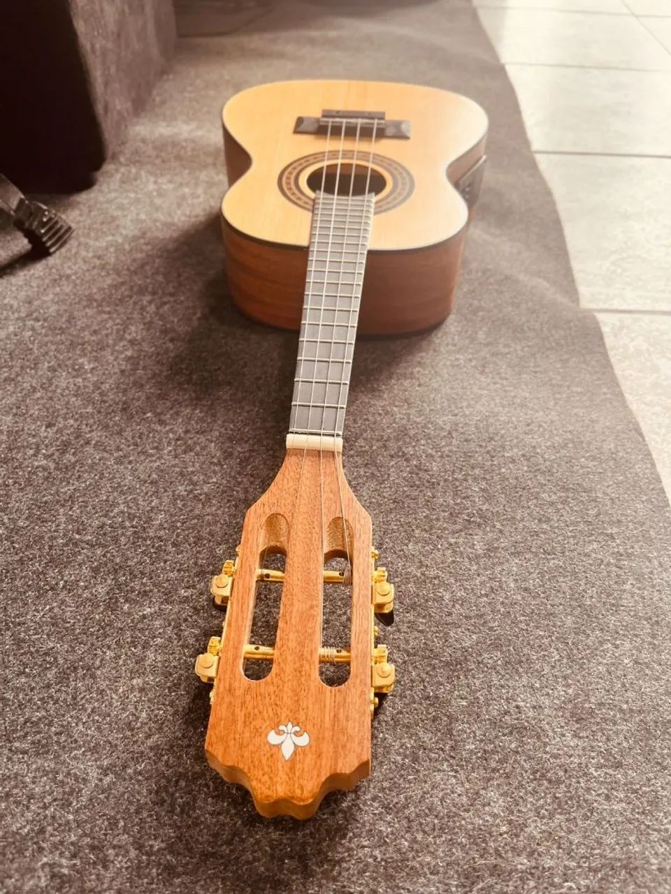 Cavaquinho elétrico  - Foto 2