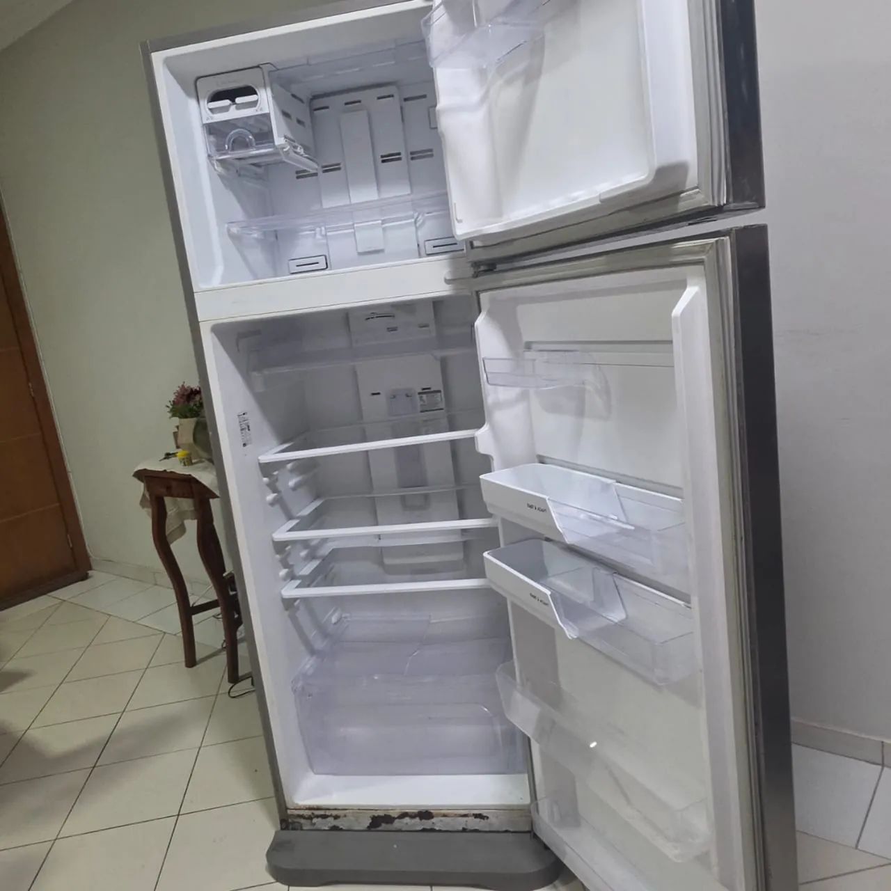 Geladeira Eletrolux TF52X 220V - Foto 4