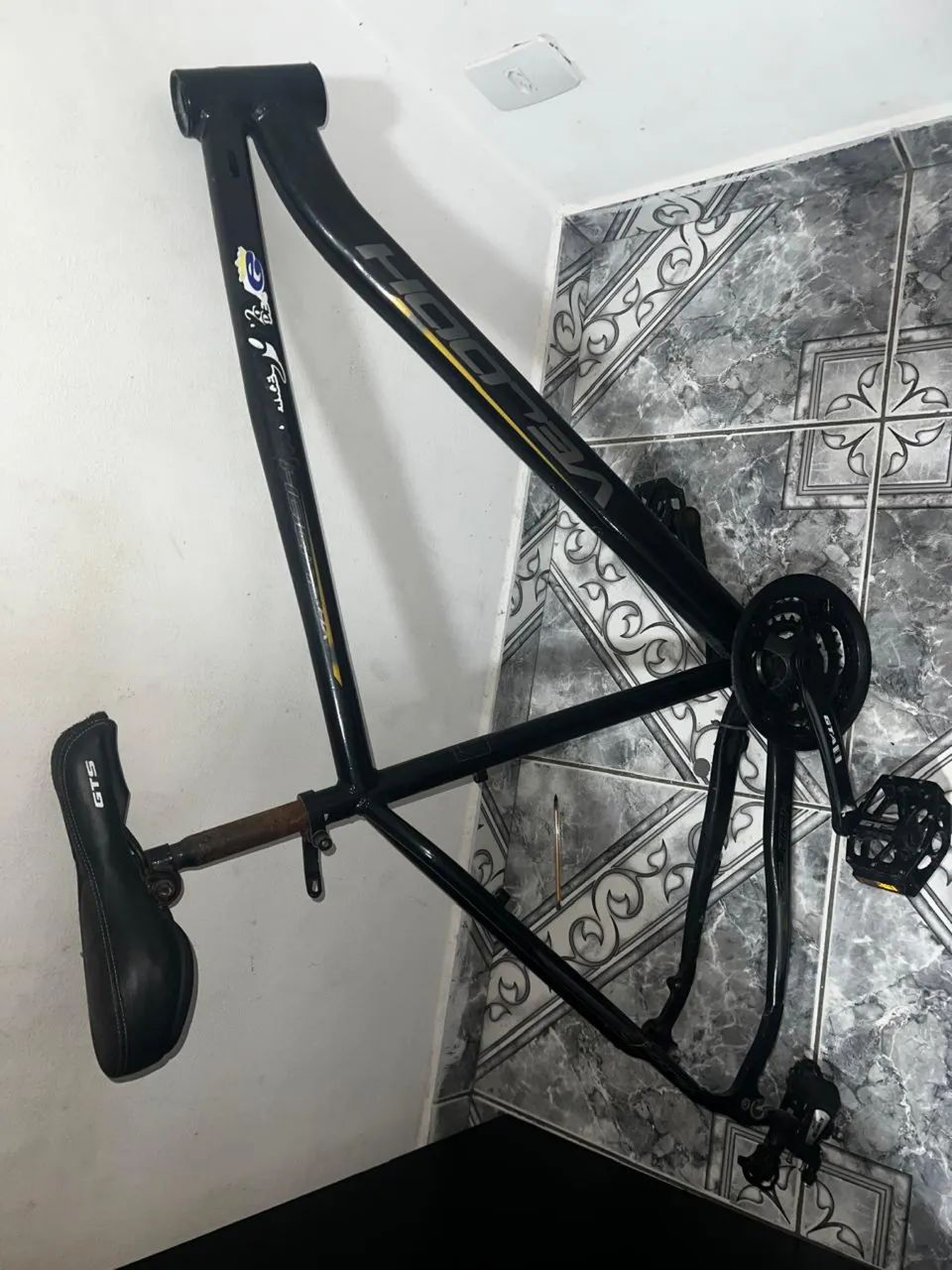 Quadro de aro 29