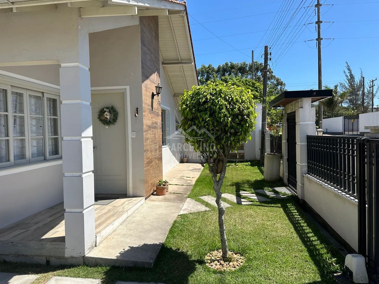 Casa à venda no bairro Village - Imbituba/SC - Foto 2
