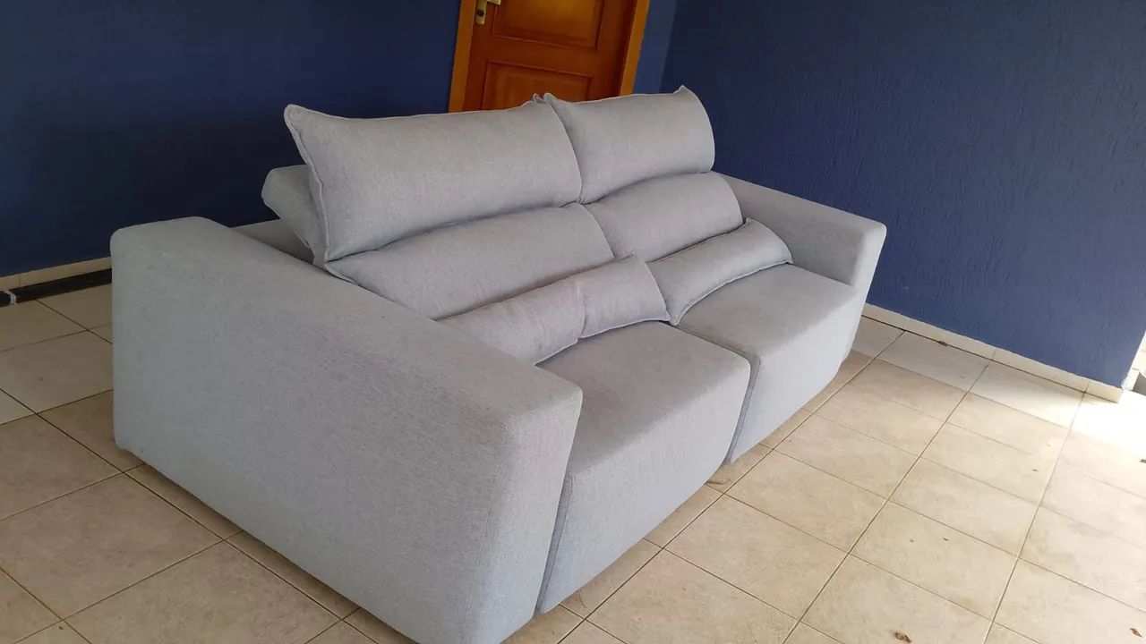 Sofá retrátil e declinavel 4 lugares