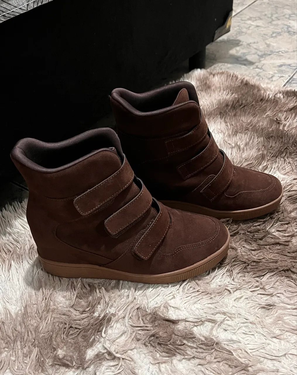 Tênis sneaker marrom - Foto 2