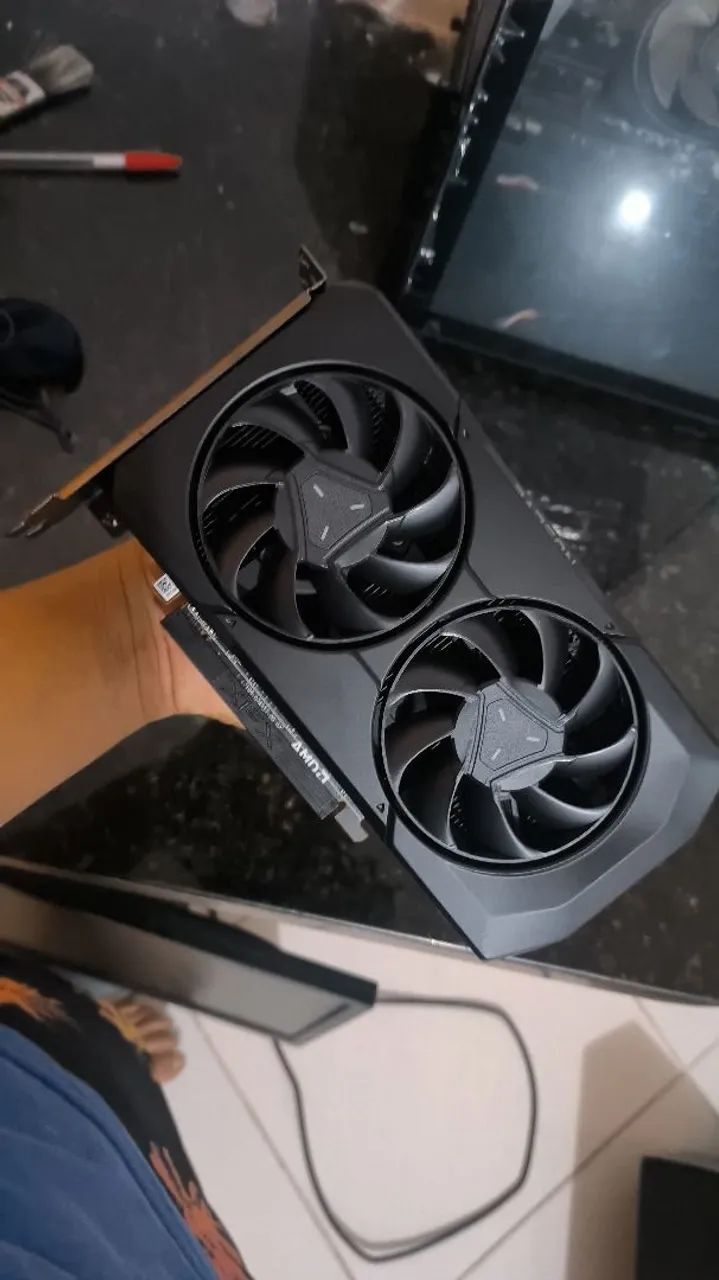 RX 7600 8G