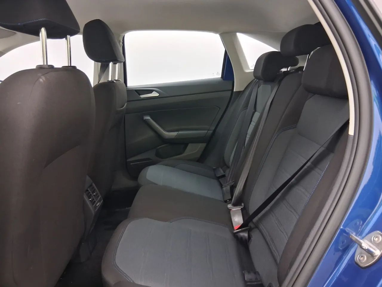 Volkswagen Nivus Comfortline 1.0 200 TSI Flex Aut., foto 17 de 18