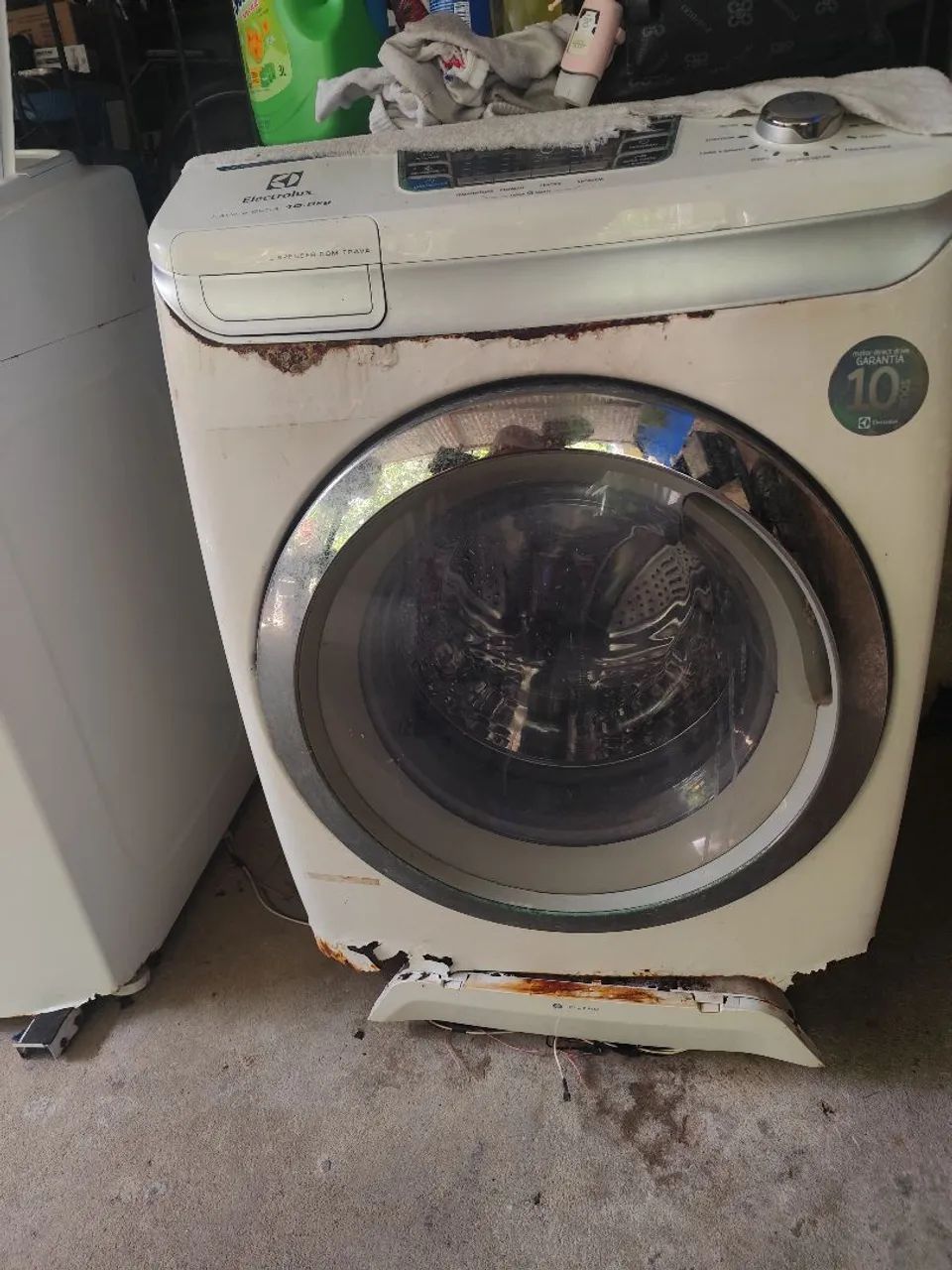Máquina lava e seca Eletrolux 