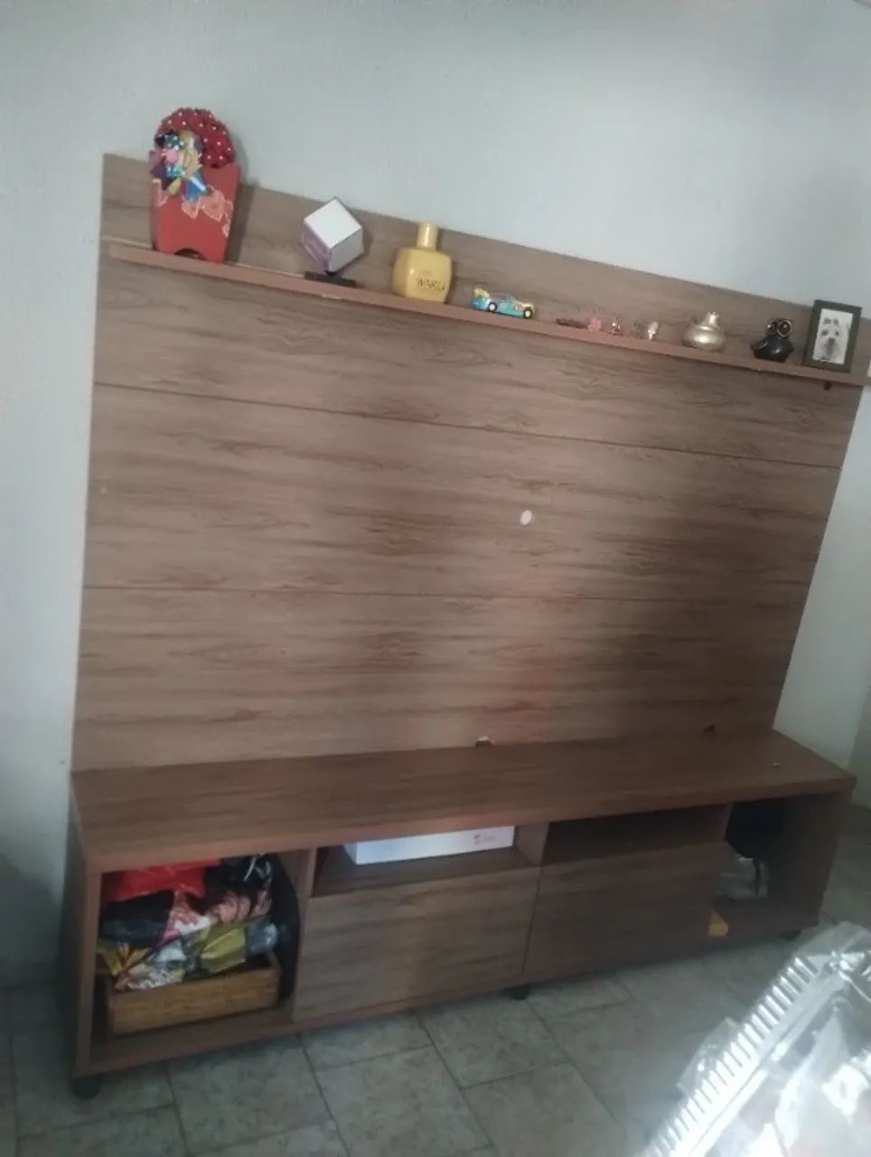 Painel de TV + Rack com rodinhas. 