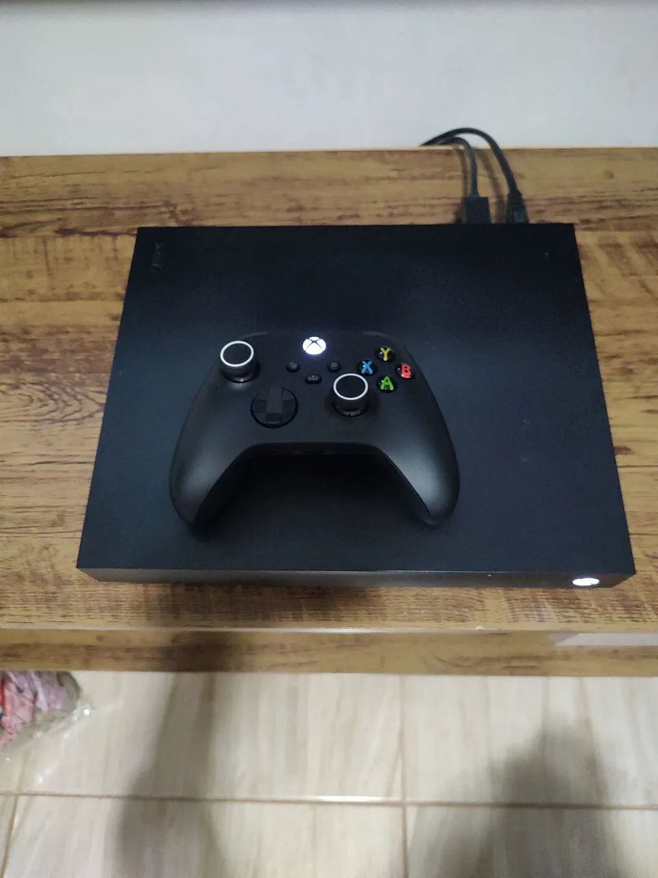 Xbox One X 1TB SSD 4K - Foto 2