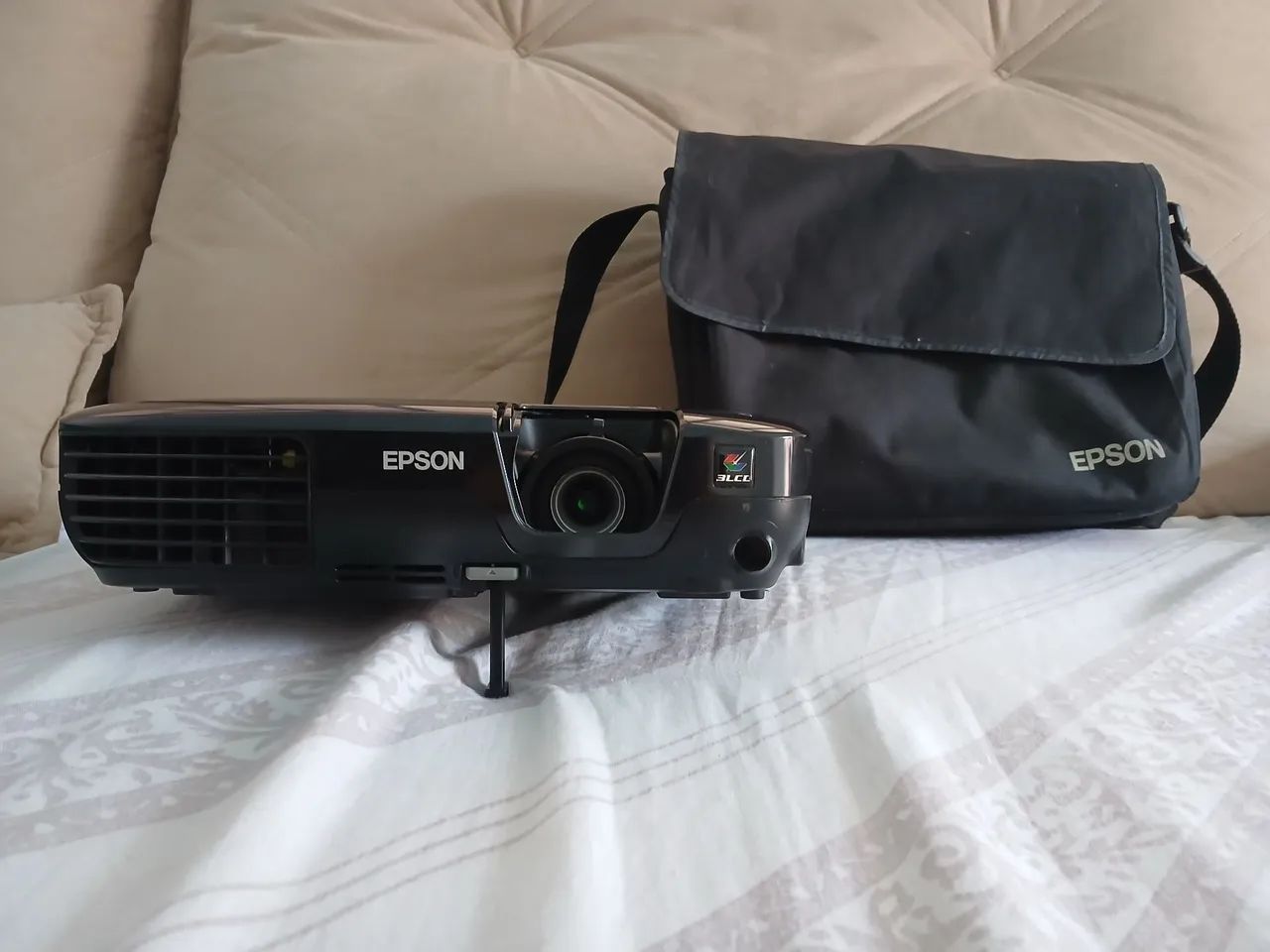Projetor Epson Power Lite s10