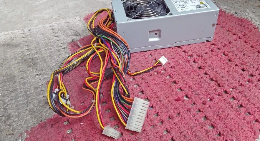 Fonte para desktop slim funcionando - Foto 4