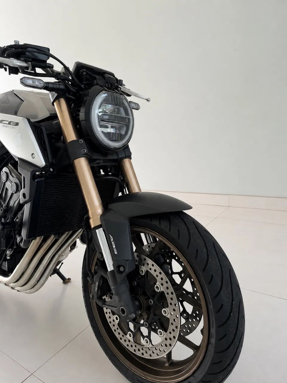 CB 650r - Foto 4
