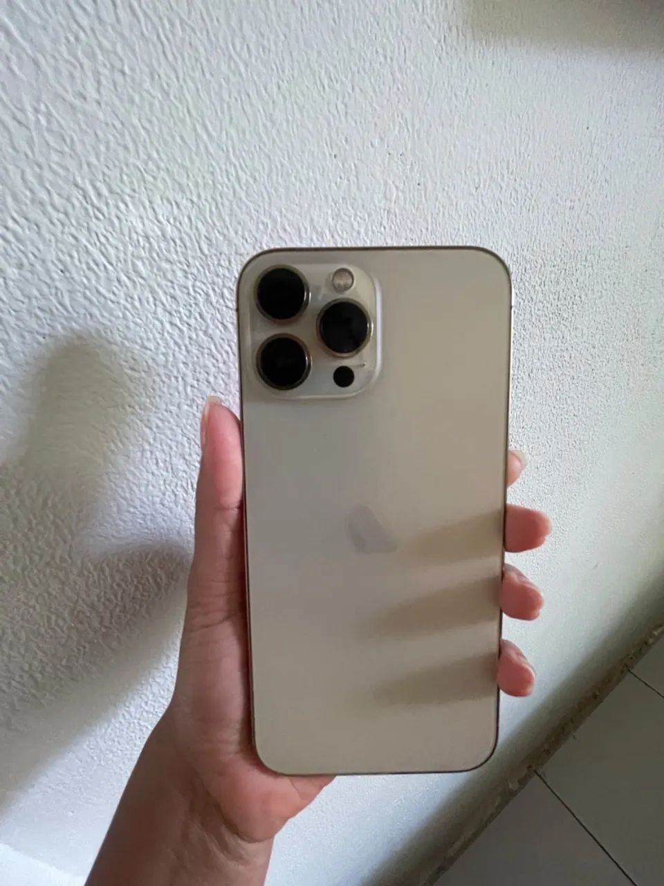 IPHONE 13 pro max dourado - Foto 3