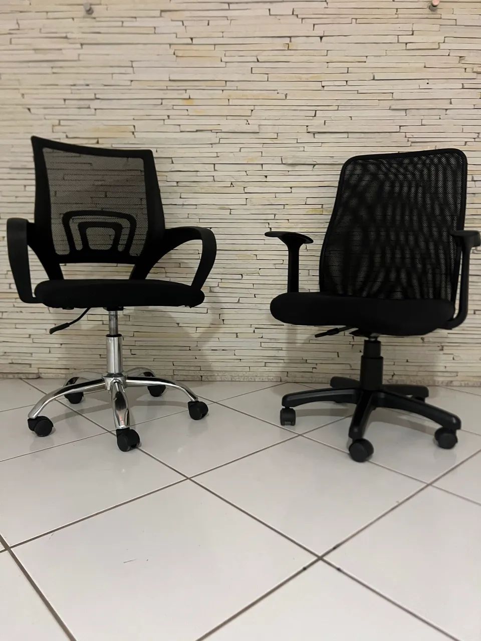 Kit 2x Cadeiras de Escritório Giratórias com Tela Mesh - Foto 3