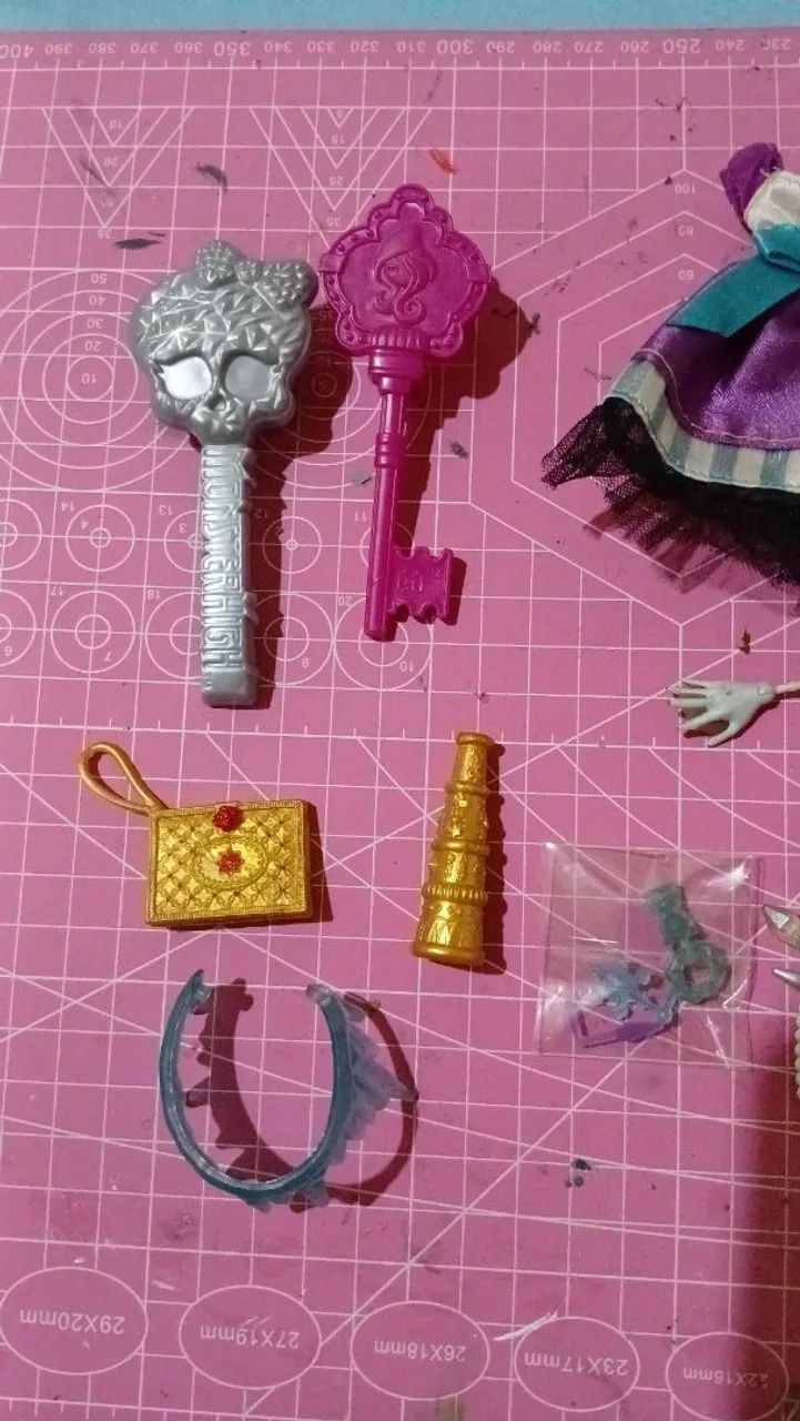 Lote monster high acessórios  - Foto 2
