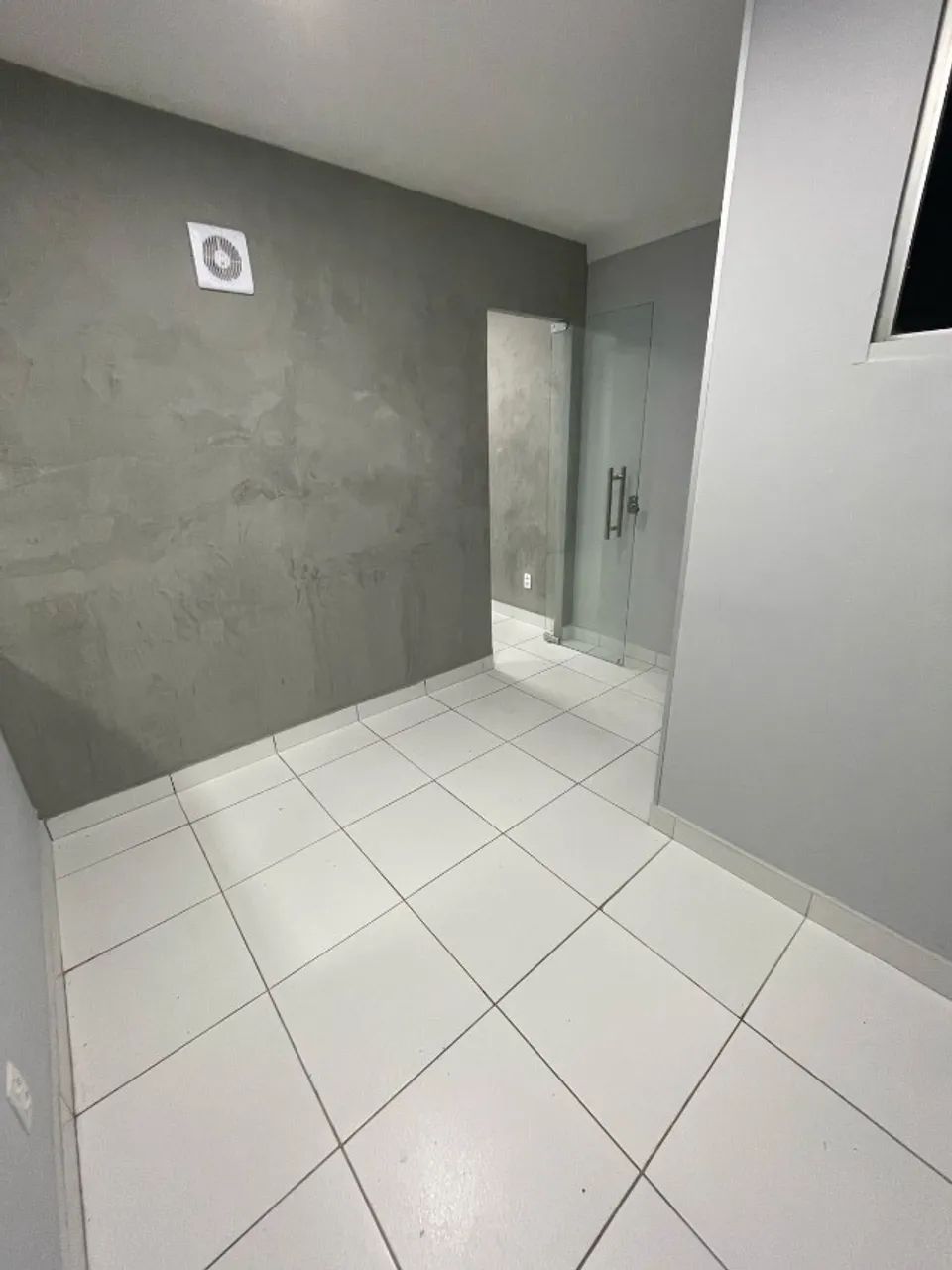 ALUGA-SE SALAS E LOJAS NO CENTRO DA CIDADE ALTA  - Foto 3