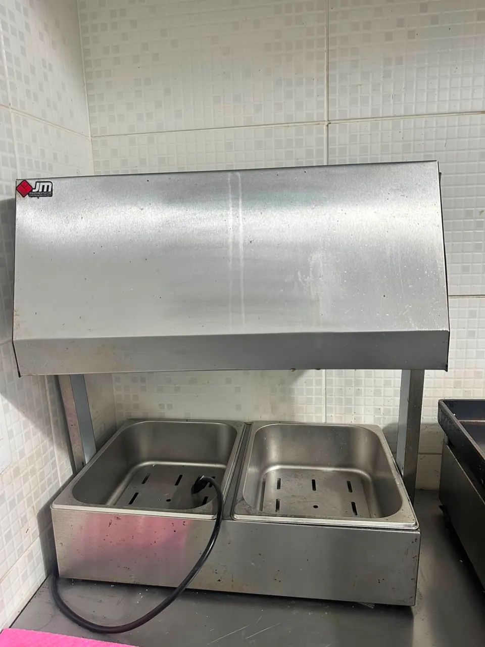 Buffet térmico elétrico - 2 cubas 
