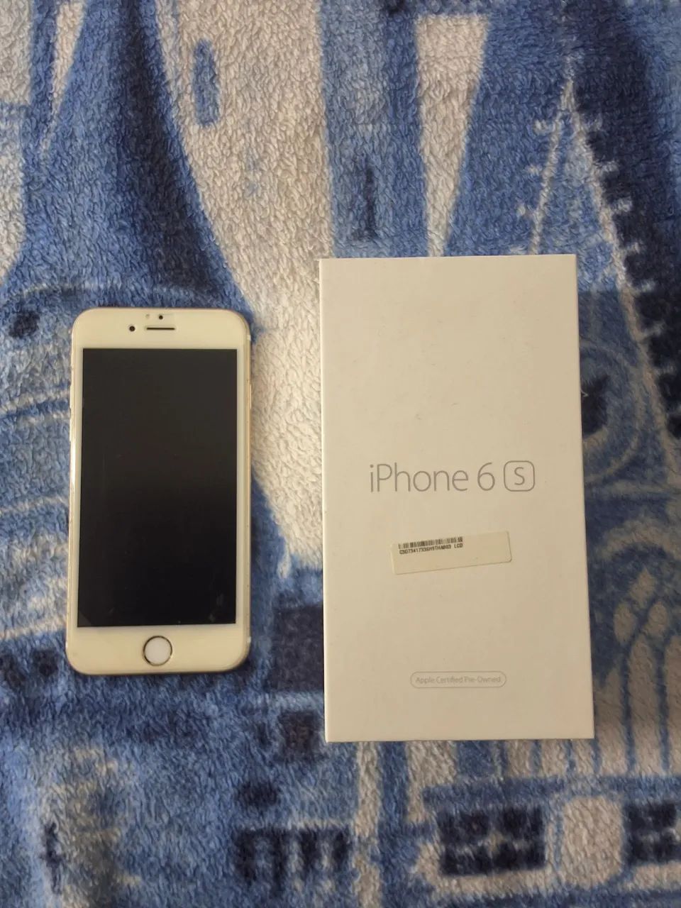 Iphone 6s carcaça ( ainda liga)
