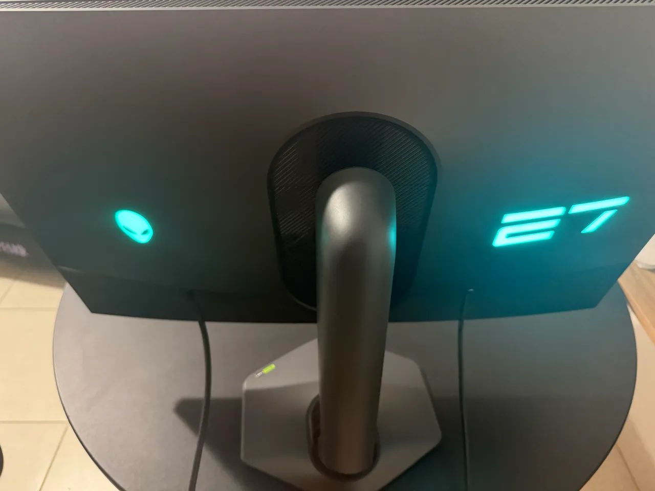 Monitor Alienware AW2724DM 27 polegadas