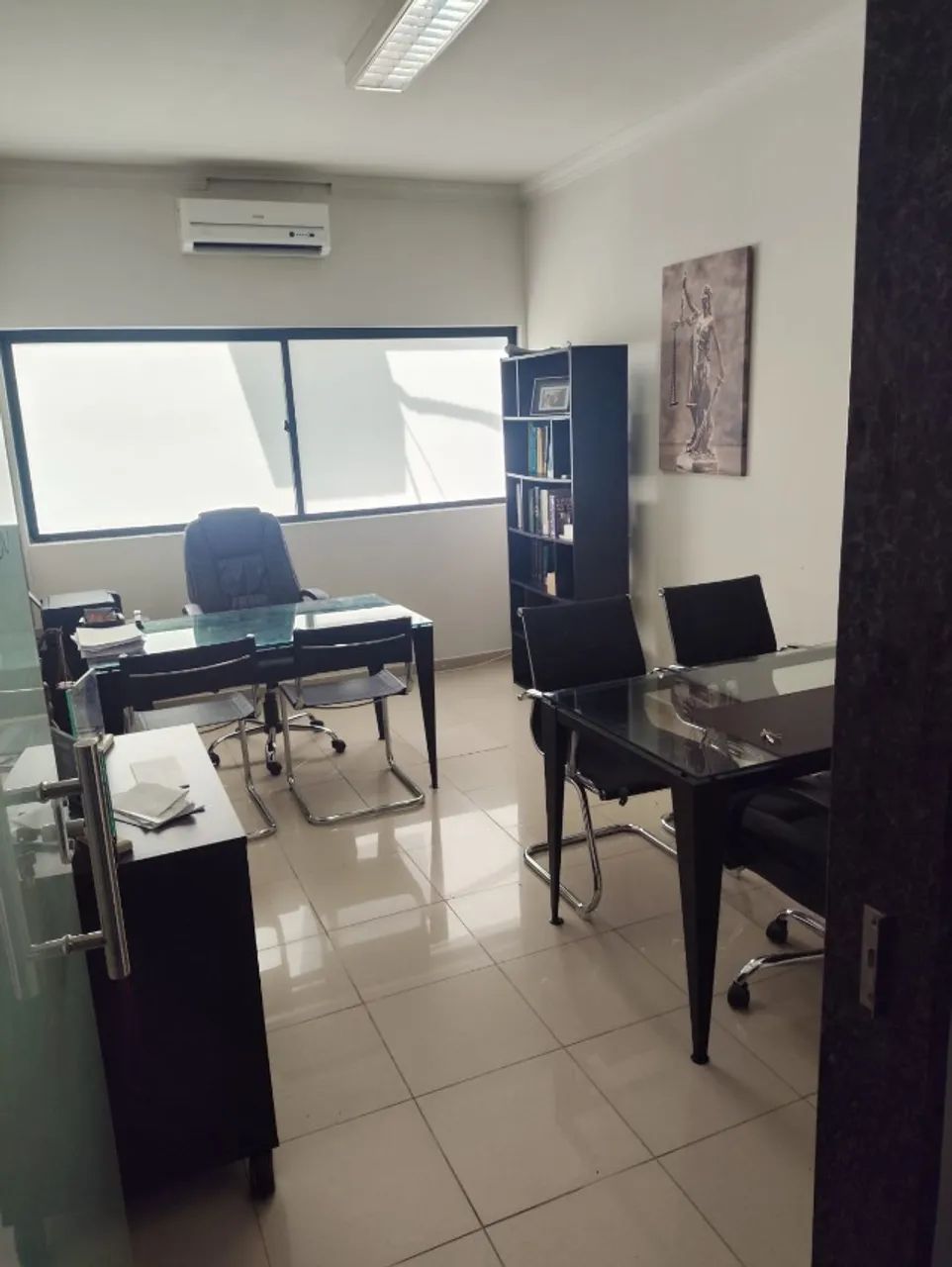Excelente Sala Comercial Mobiliada - Pronta para Escritório de Advocacia! - Foto 3