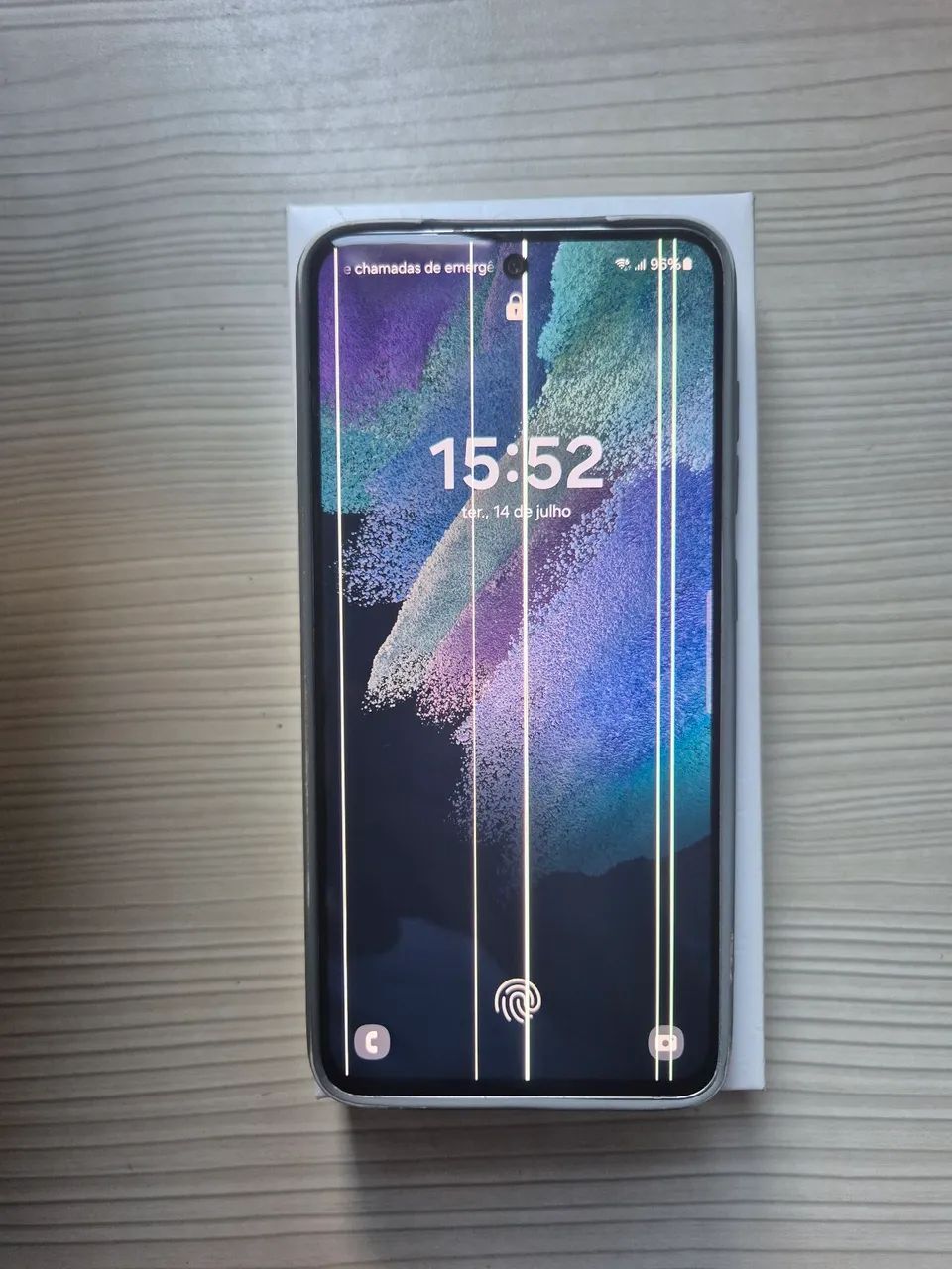 Samsung S21 FE | tela listrada