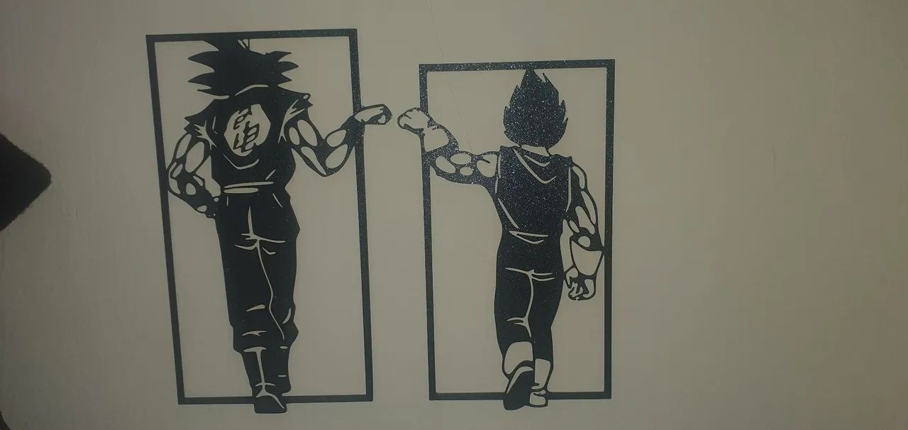 Placas decorativas goku e vegeta 