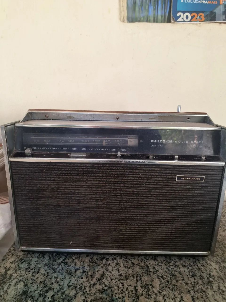 Rádio relíquia transglobe 