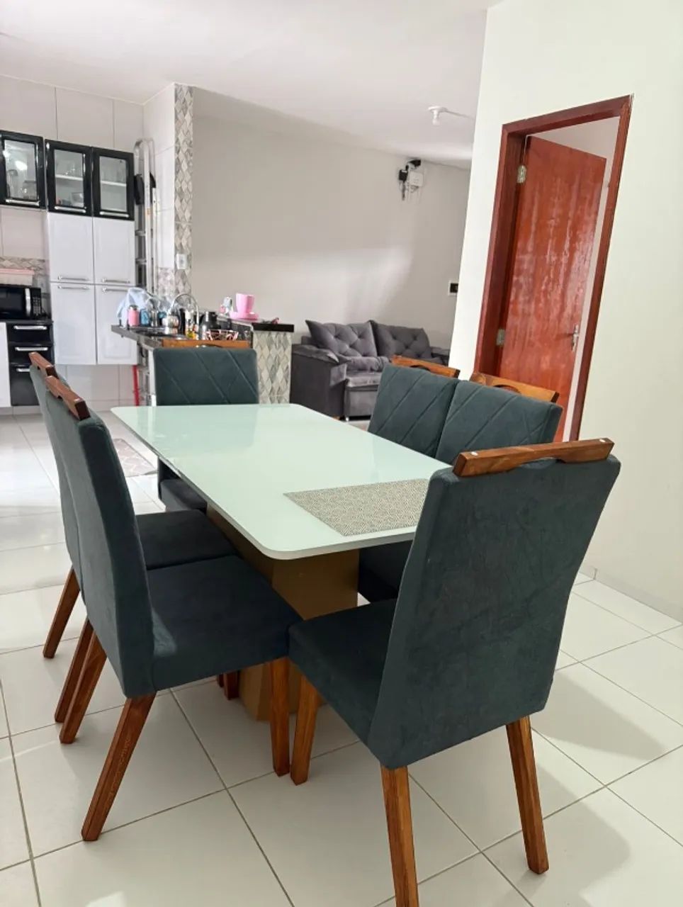 Mesa de jantar na promoção 6 cadeiras  - Foto 4