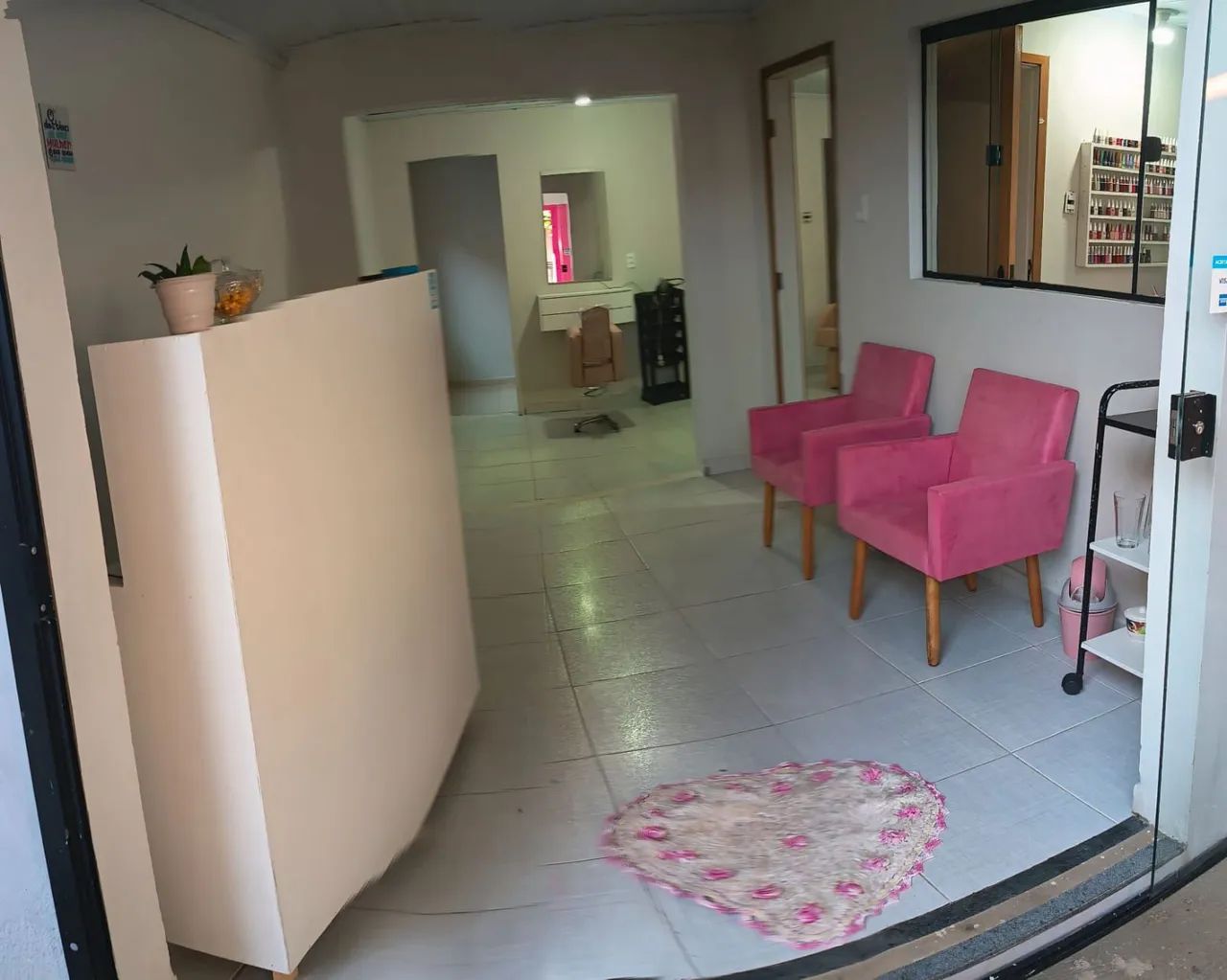 Aluguel de cadeira para cabeleireira(o) e sala de estética  - Foto 3