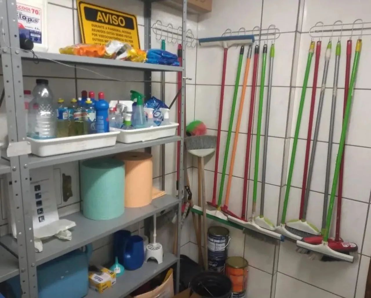 Imóvel Comercial para Venda em Agudos, Centro, 1 dormitório, 2 banheiros - Foto 4