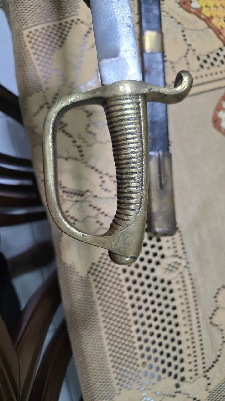 Sabre briquet antigo 