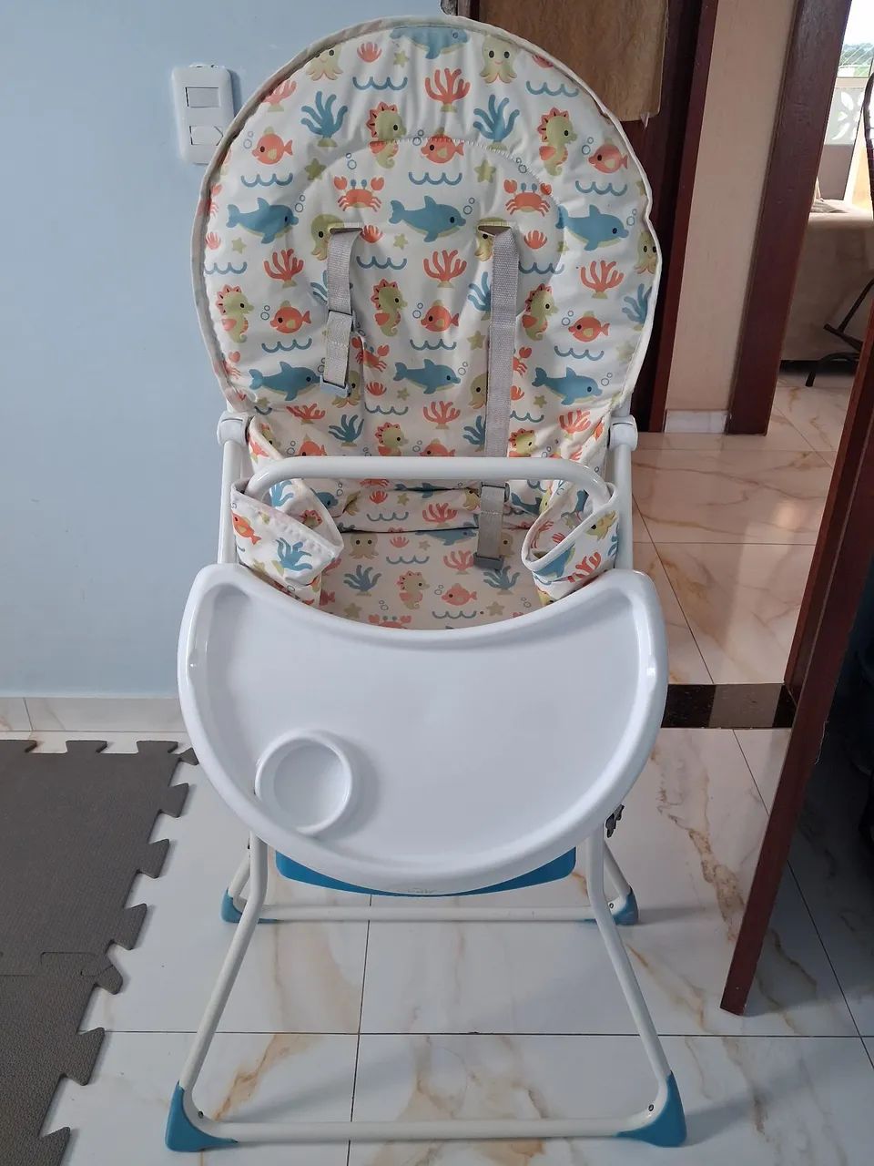Cadeirinha de alimentação 