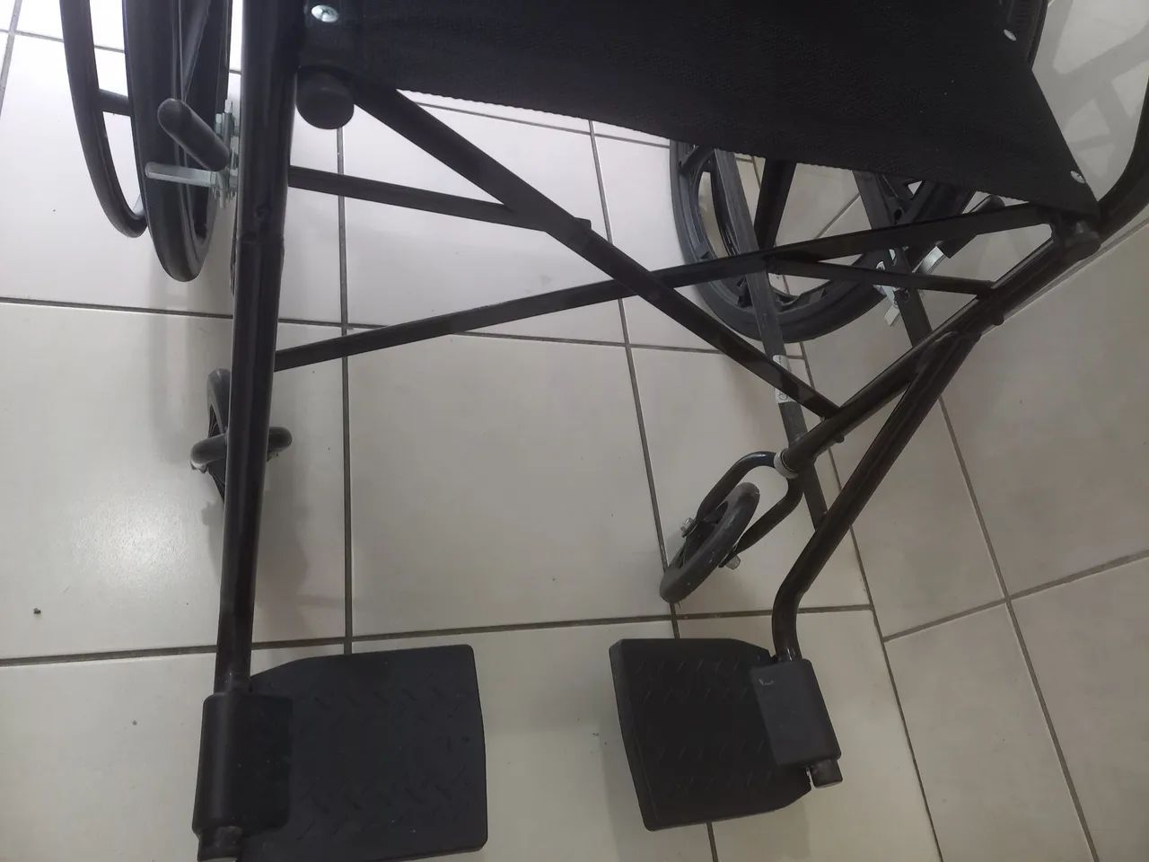 Cadeira de rodas (usada) - Foto 5