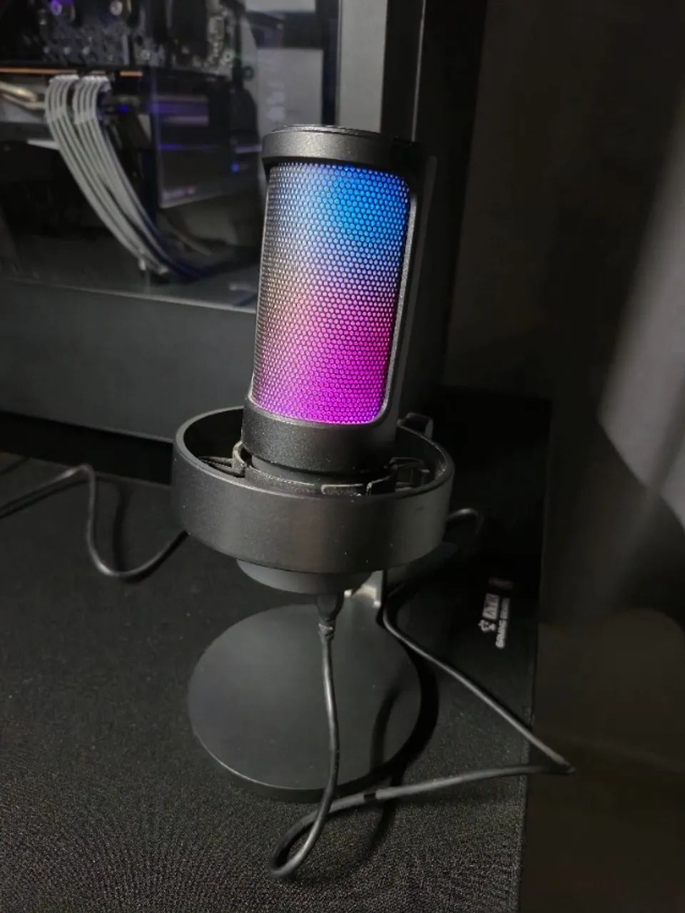 Microfone FIFINE AmpliGame A8 USB com RGB