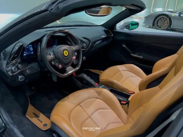 Ferrari 488 Spider 3.9 V8 670cv, foto 7 de 20