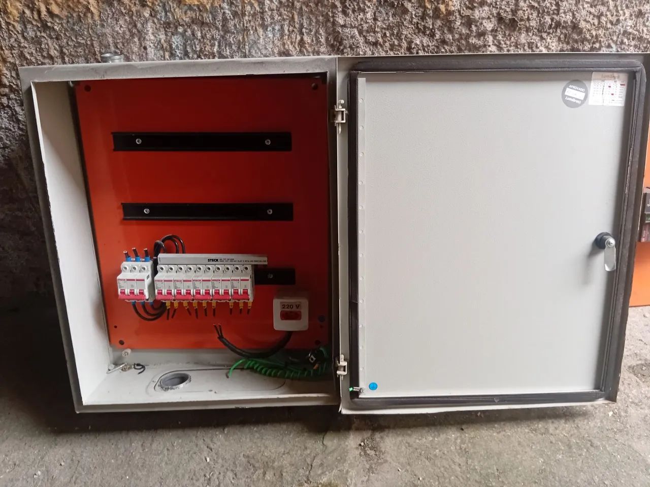 Caixa de força elétrica  - Foto 3