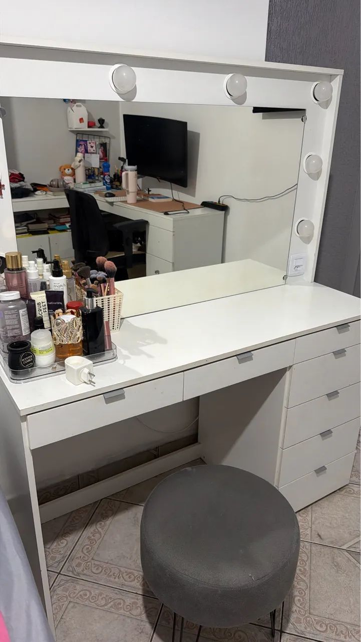 PENTEADEIRA CAMARIM COM LED  - Foto 4