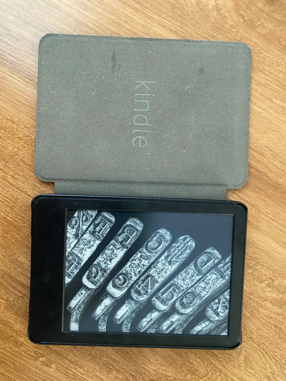 Kindle 11 geração com case