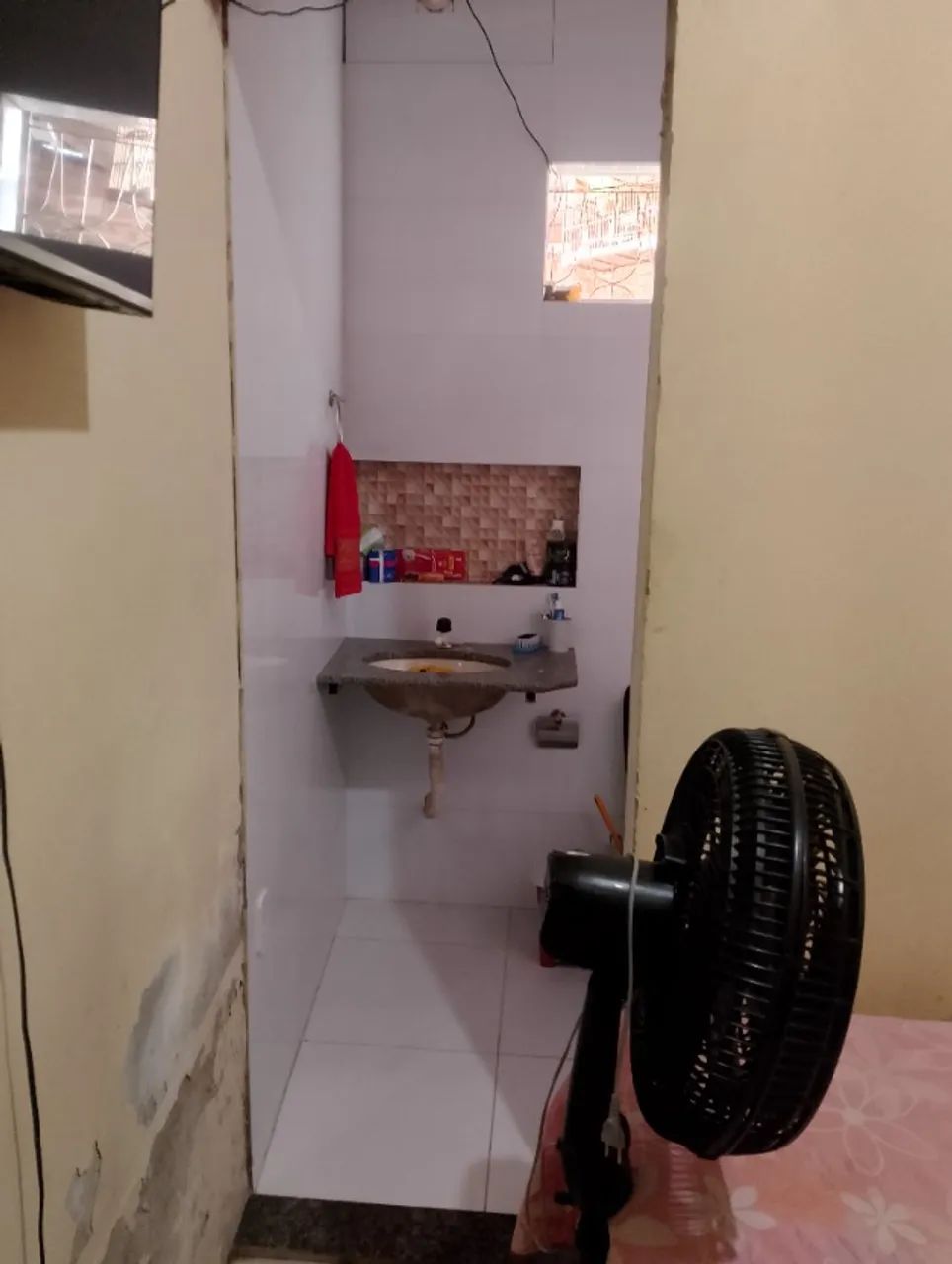 Vendo ou troco uma casa - Foto 2