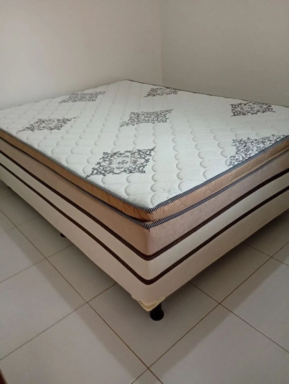 Cama de casal 