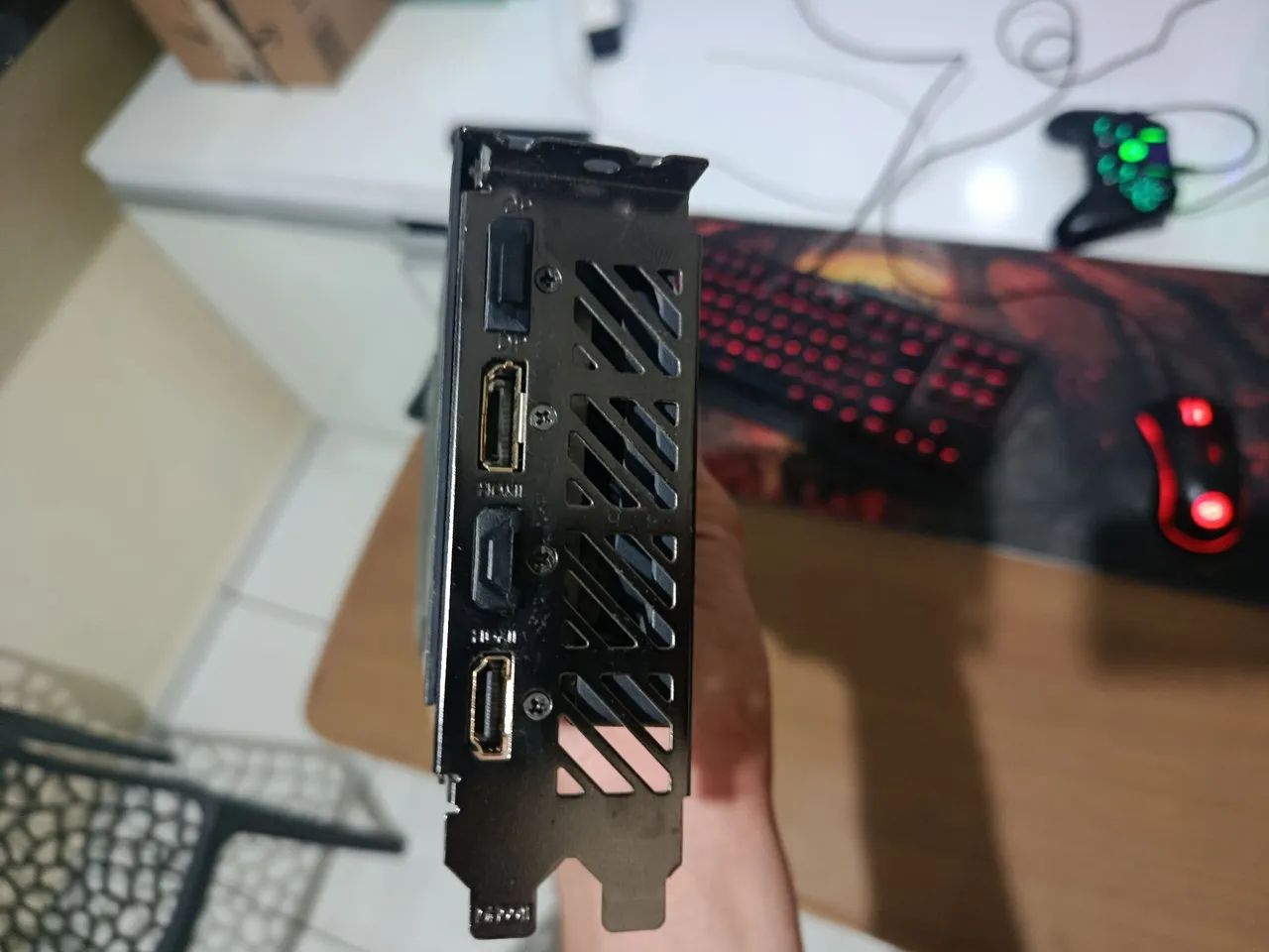 Rtx 4060 ti 8gb triple fan OC GIGABYTE - Foto 3