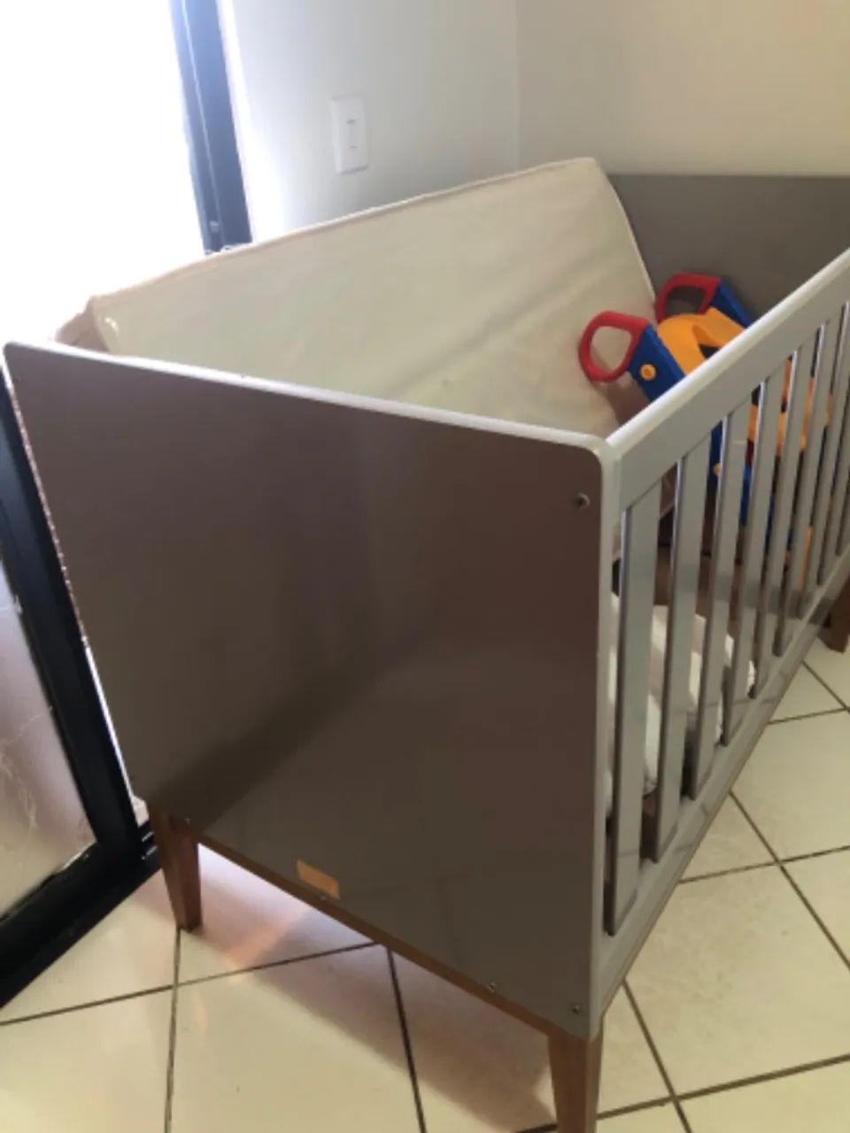 Berço c/colchão bem conservado - Foto 4
